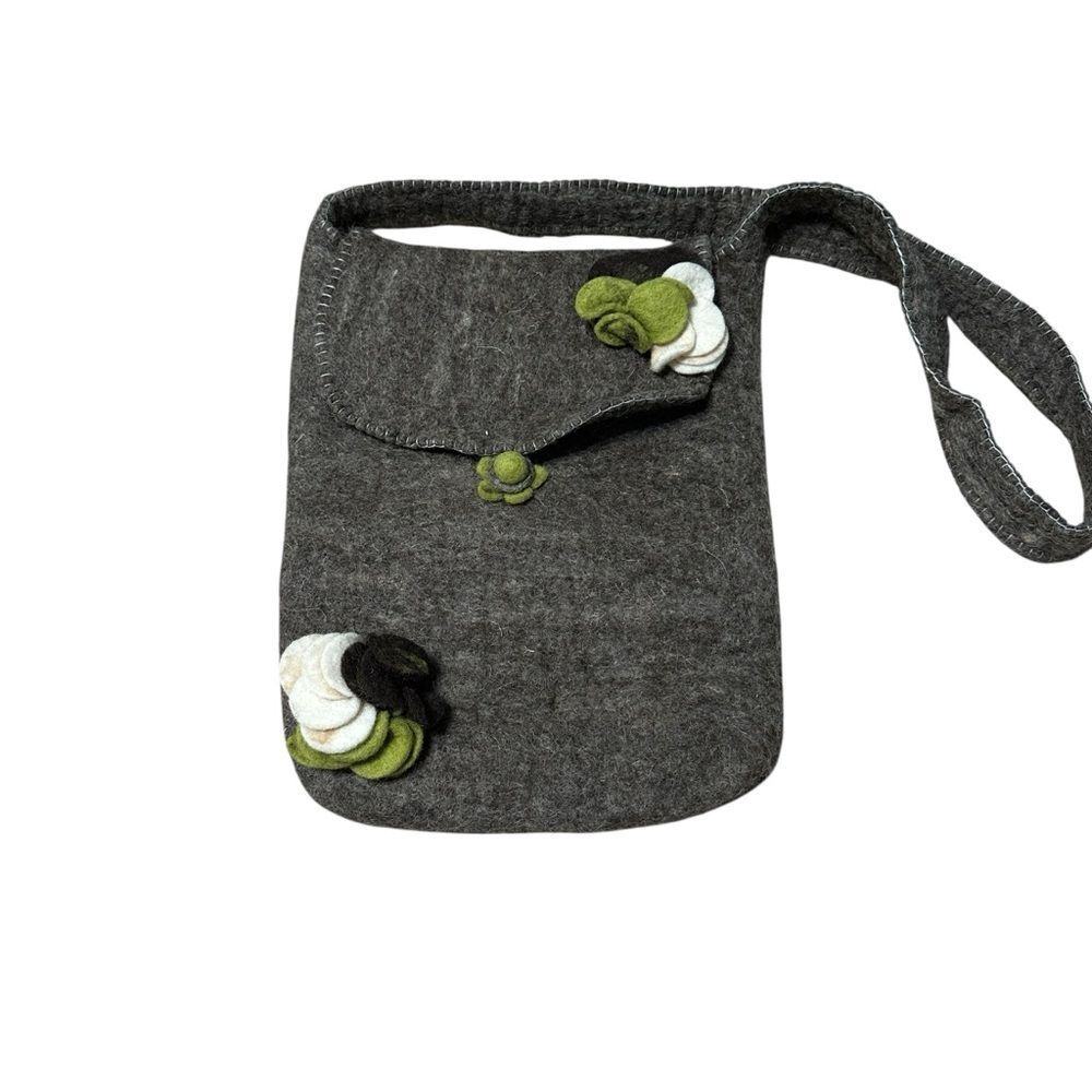Handmade Gray Felt Shoulder Bag with Floral Accents